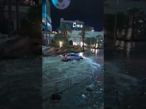 Heavy rain floods Vegas Strip, casinos | USA TODAY #Shorts