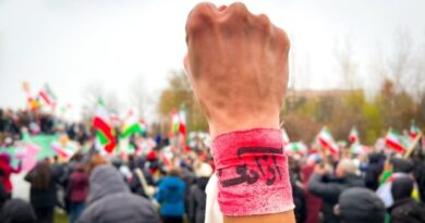 tensions-rise-in-toronto’s-persian-community-as-activists-try-to-expose-regime-links-in-canada-–-cbc.ca