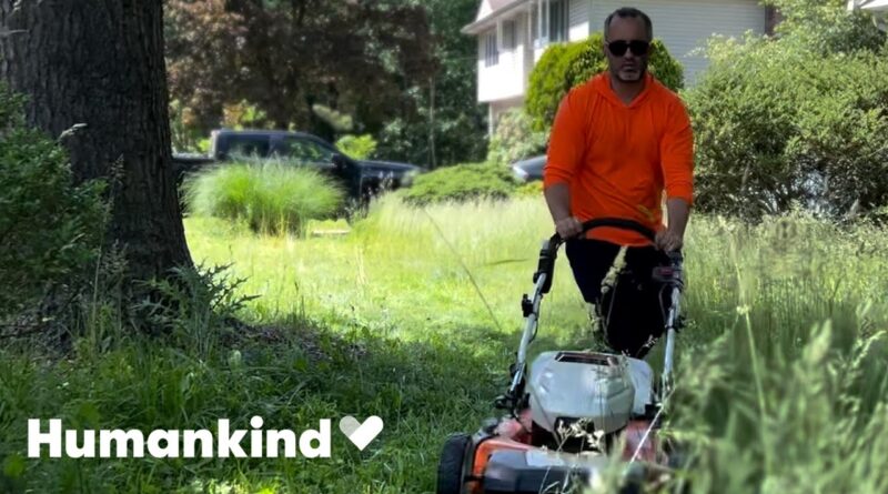 Man turns his hobby into a kindness empire | Humankind #goodnews
