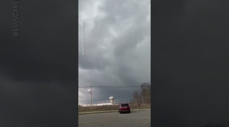 Deadly Tornadoes roll through Ohio, Kentucky, Indiana  #Shorts